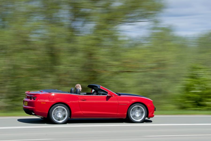  Chevrolet Camaro RS Convertible 45th Anniversary 2012 года  (EU) (фото 47 из 69)